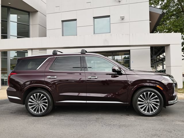 Used 2023 Hyundai Palisade Calligraphy FWD image 4