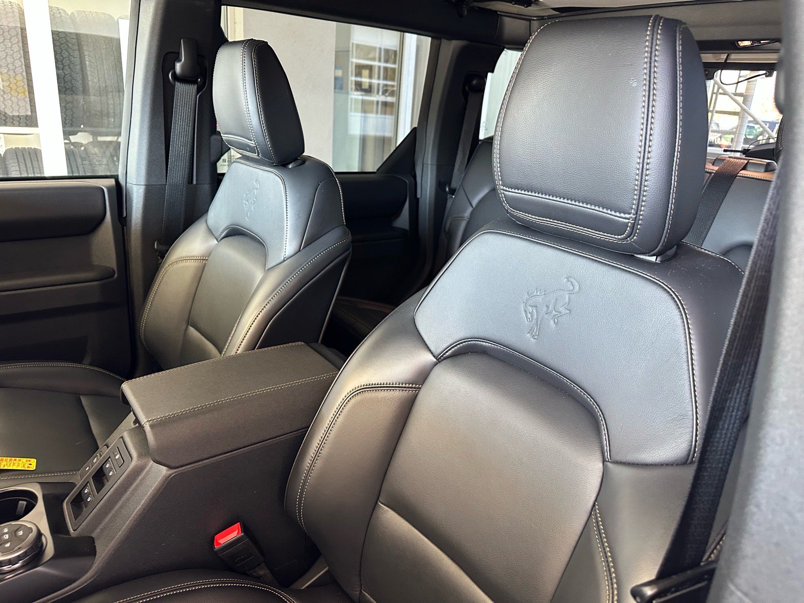 Certified 2025 Ford Bronco Badlands AWD/4WD image 23