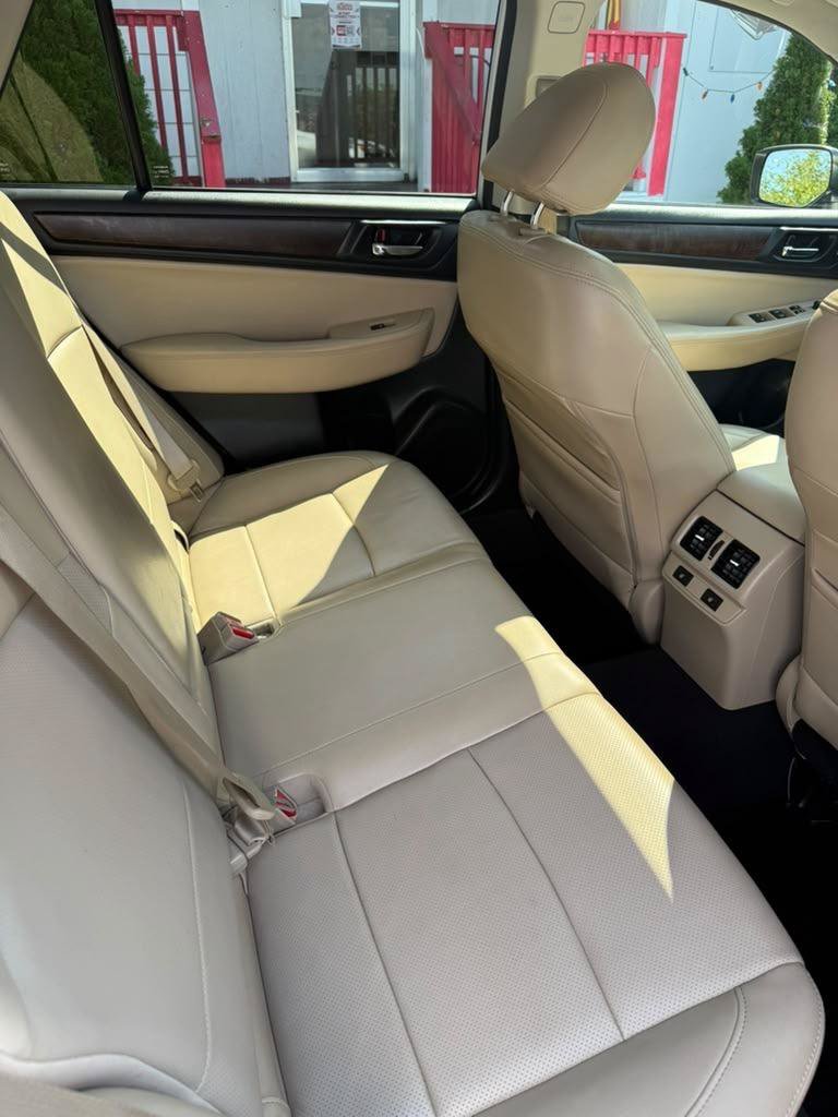 Used 2015 Subaru Outback 2.5i Limited AWD/4WD image 34