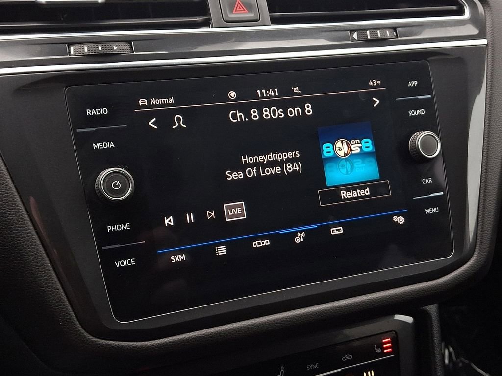 Certified 2022 Volkswagen Tiguan SE image 16