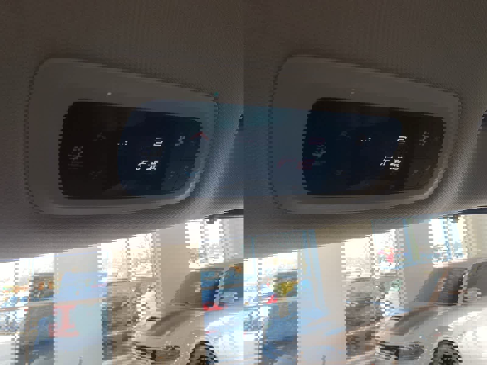 Used 2018 Chrysler Pacifica Touring Plus image 26