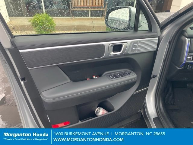 Used 2026 Hyundai Santa Fe Limited AWD/4WD image 7