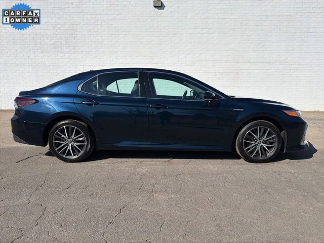 Used 2021 Toyota Camry XLE w/ Cold Weather Package image 1