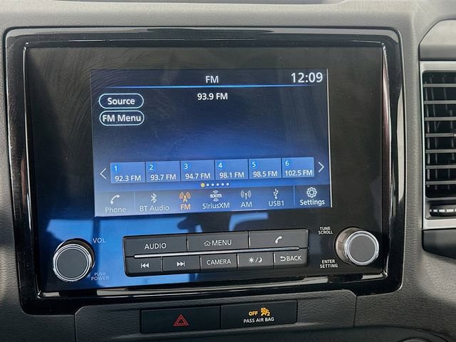 Used 2023 Nissan Frontier SV w/ SV Convenience Package image 14