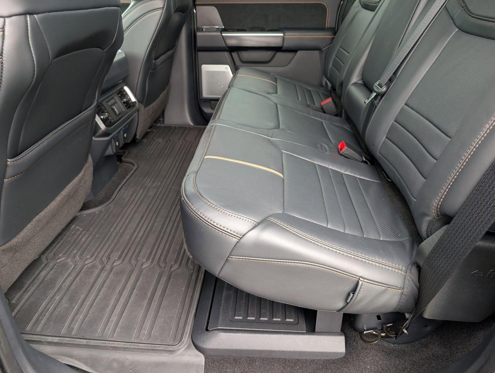 Used 2023 Ford F150 Platinum w/ Equipment Group 701A High AWD/4WD image 33
