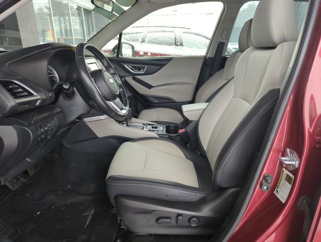 Used 2023 Subaru Forester Premium image 12