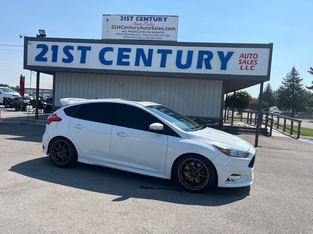 Used 2016 Ford Focus ST