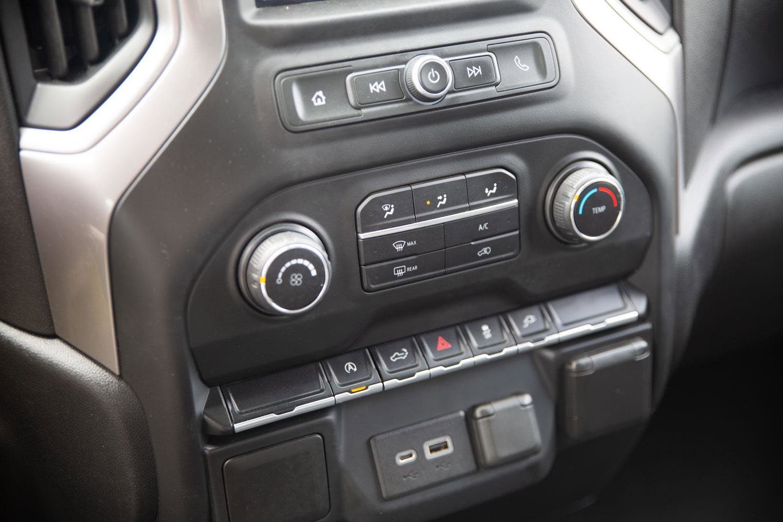 Used 2021 Chevrolet Silverado 1500 Custom AWD/4WD image 14