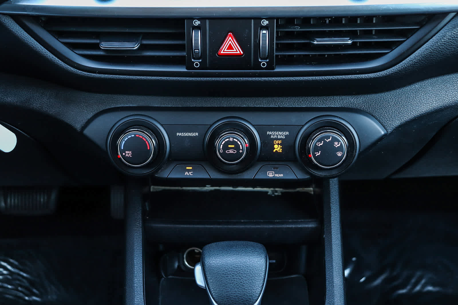 Used 2022 Kia Forte LXS image 14