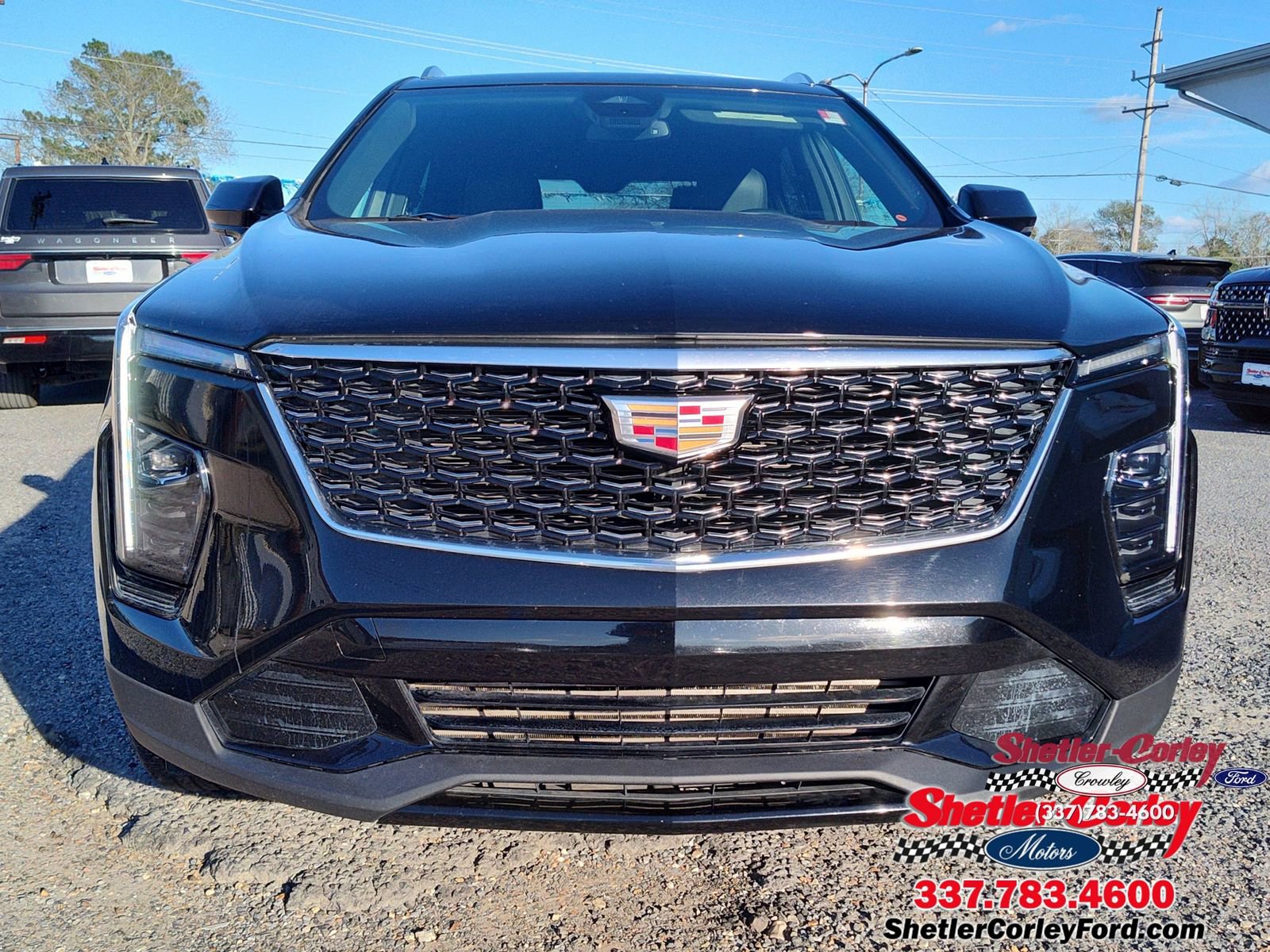 Used 2024 Cadillac XT4 Premium Luxury image 14