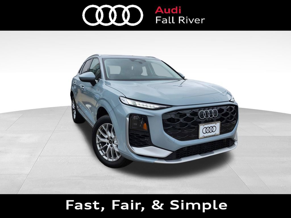 New 2026 Audi Q3 quattro 2.0T AWD/4WD image 1