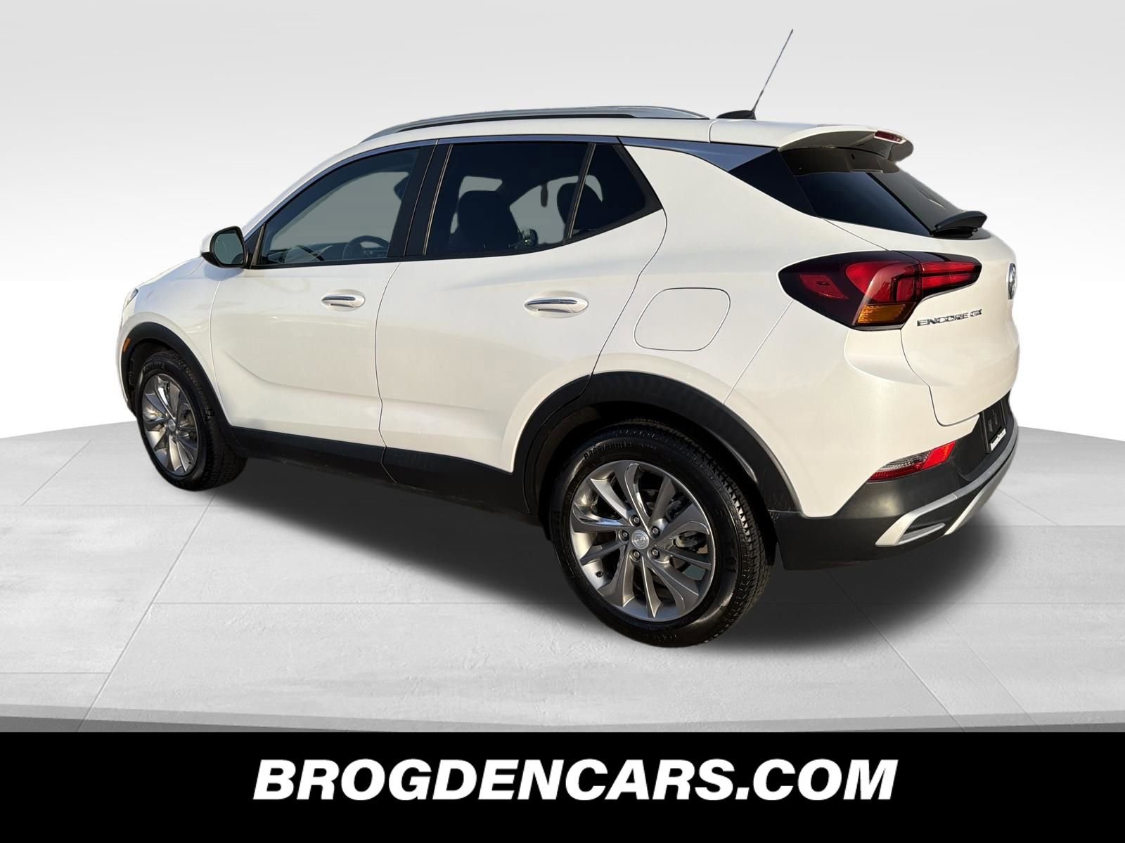 Used 2021 Buick Encore GX Select w/ Experience Buick Package image 6