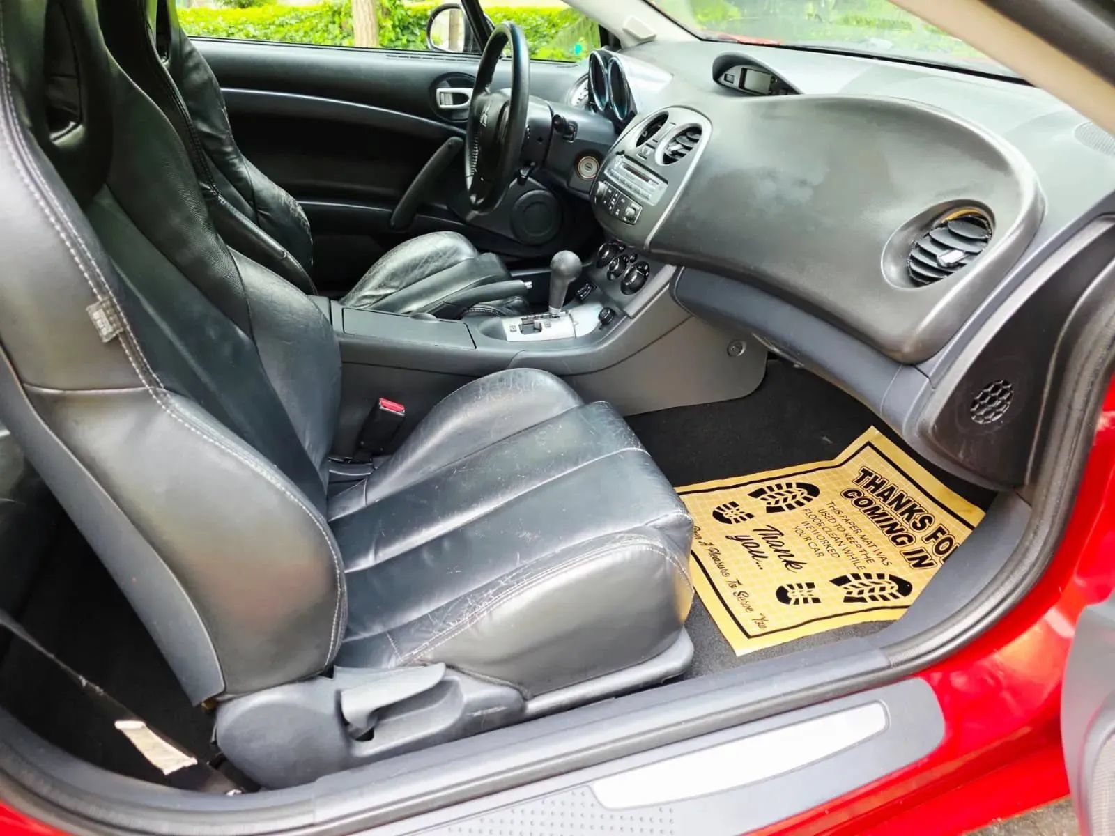 Used 2012 Mitsubishi Eclipse FWD image 11