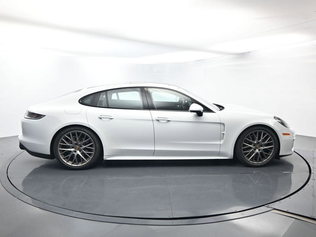 Certified 2023 Porsche Panamera Platinum Edition image 16
