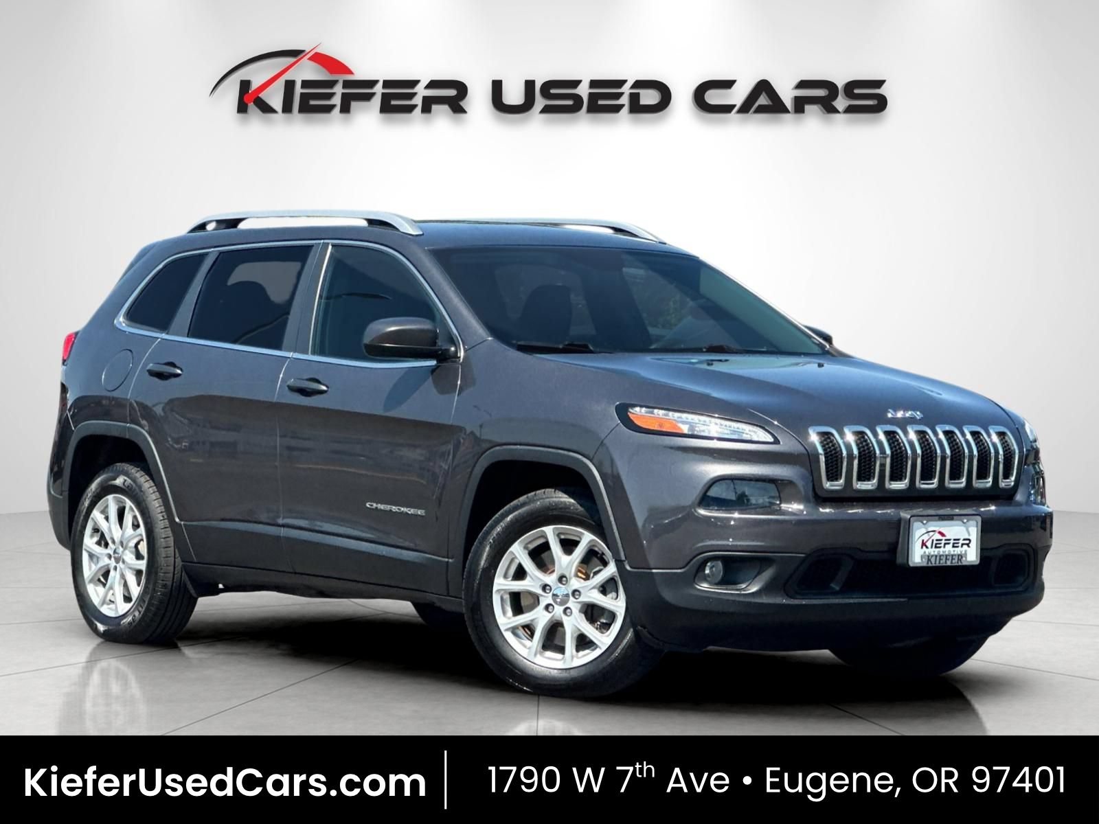 Used 2018 Jeep Cherokee Latitude Plus w/ Comfort/Convenience Group
