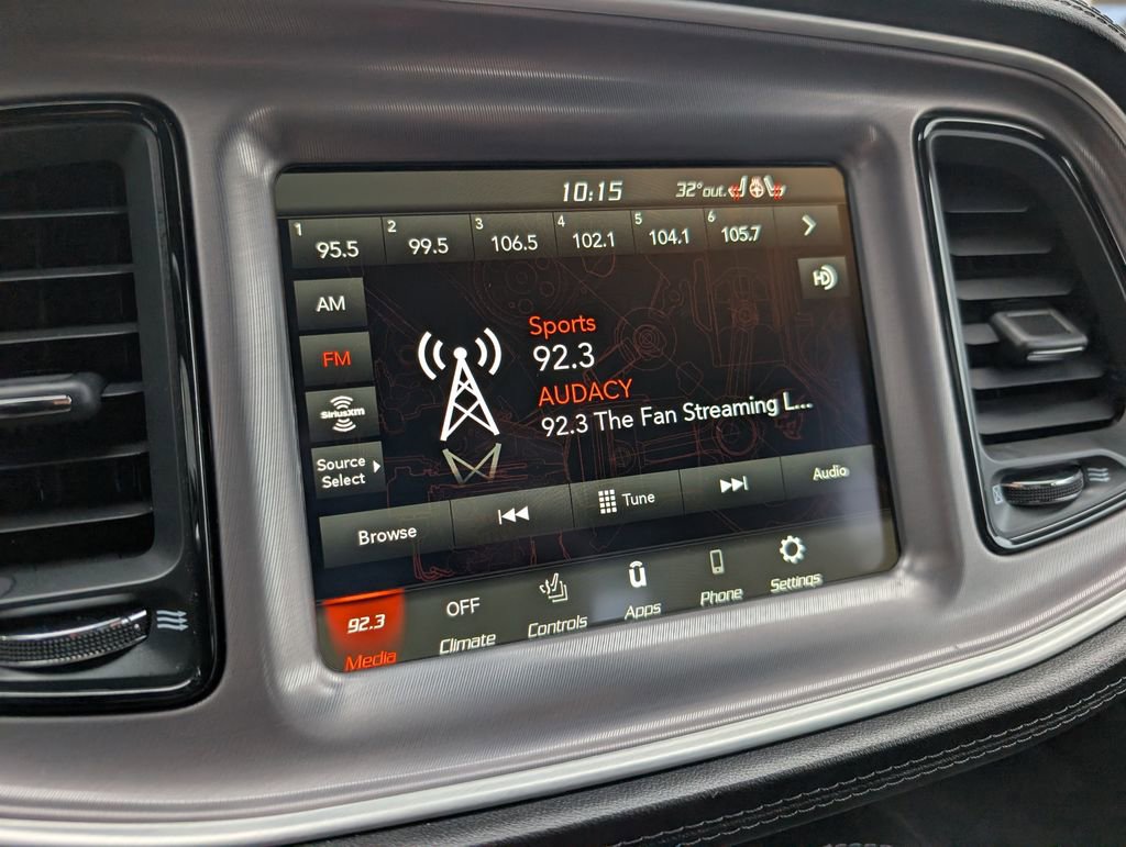 Used 2022 Dodge Challenger GT w/ Plus Package image 21