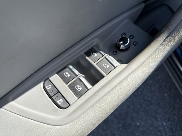 Used 2023 Audi A4 2.0T Premium w/ Convenience Package image 19