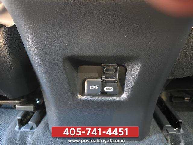Used 2024 Toyota RAV4 XLE w/ Convenience Package AWD/4WD image 28