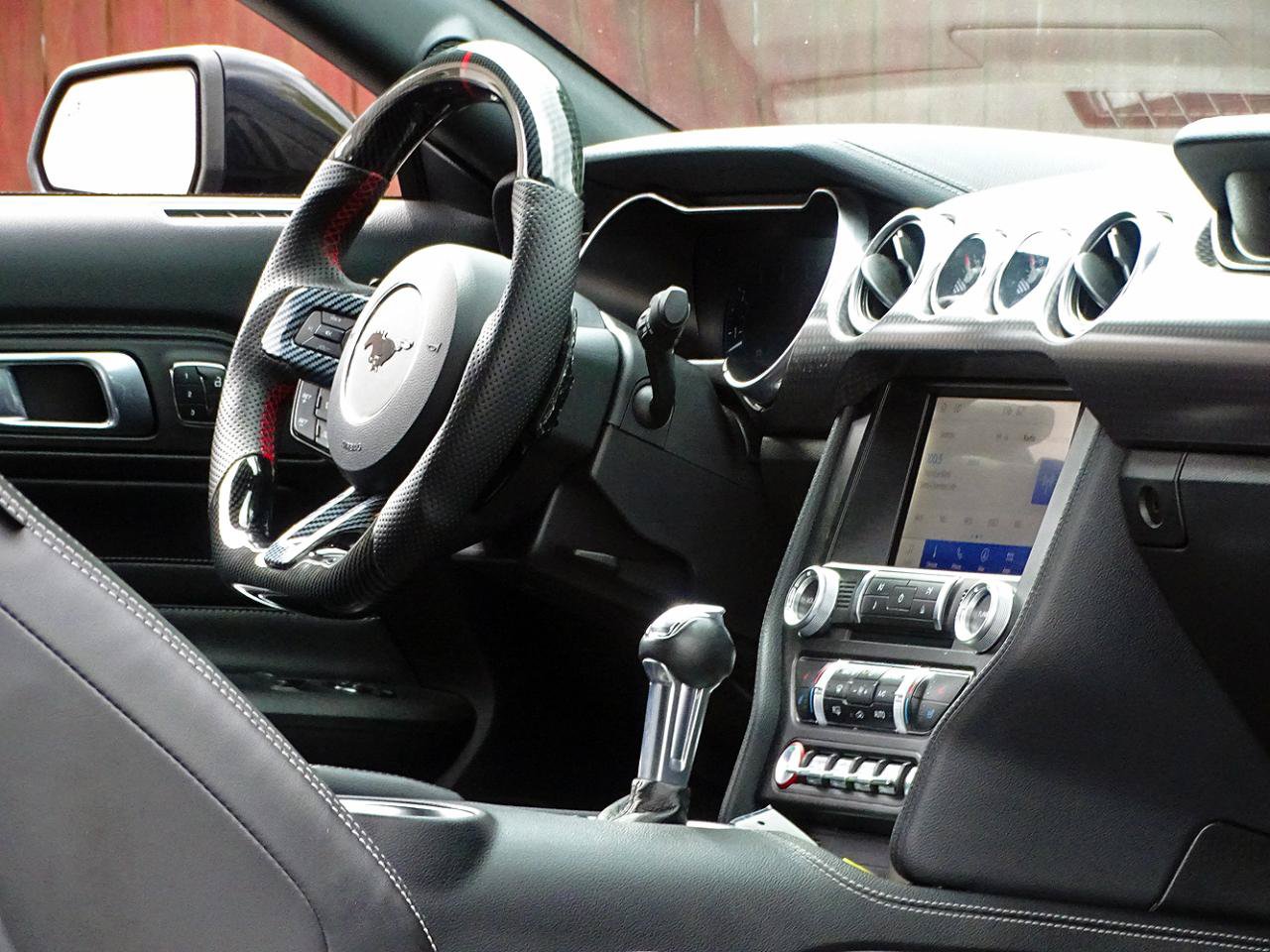 Used 2021 Ford Mustang GT Premium w/ GT Performance Package RWD image 25