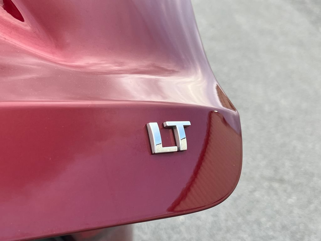 Used 2025 Chevrolet Trax LT FWD image 15