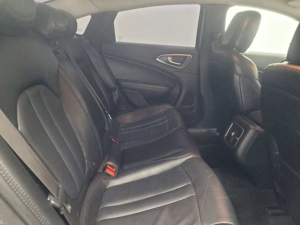 Used 2015 Chrysler 200 C FWD image 19