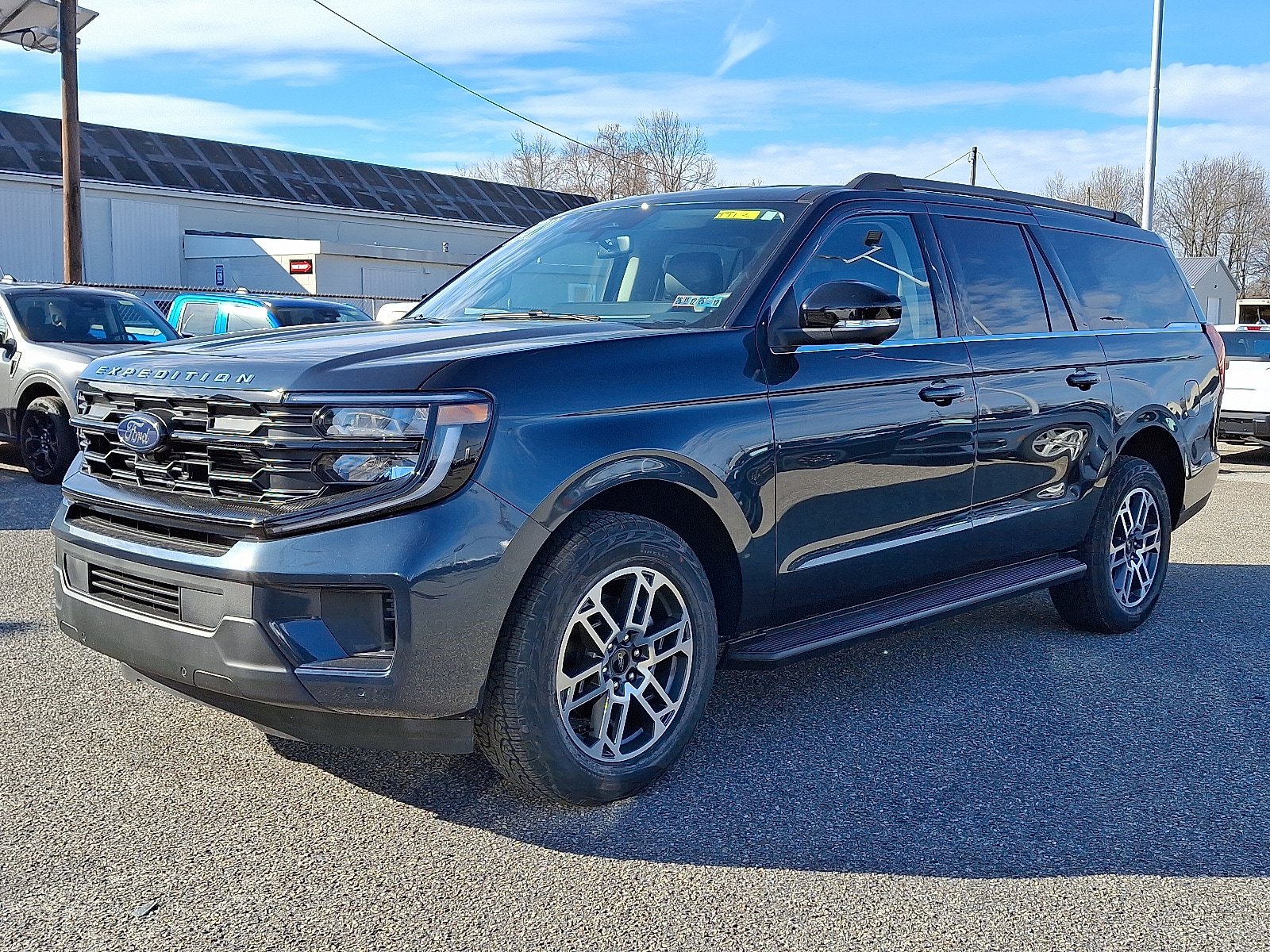 New 2026 Ford Expedition Max Active AWD/4WD image 3