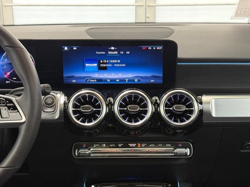 New 2026 Mercedes-Benz GLB 250 4MATIC image 10