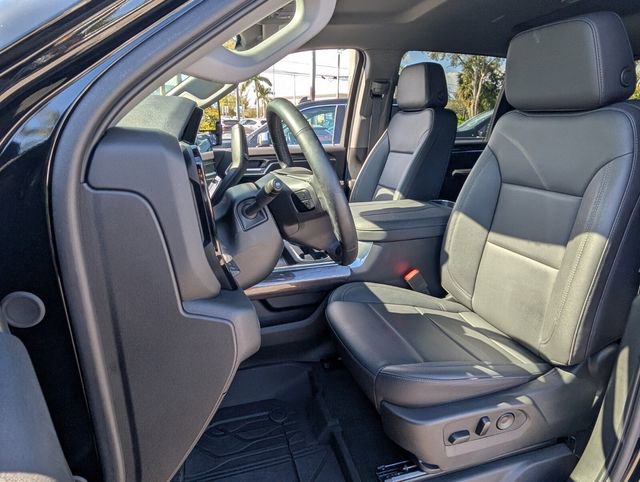 Used 2025 Chevrolet Silverado 2500 LTZ w/ Trail Boss Package image 6
