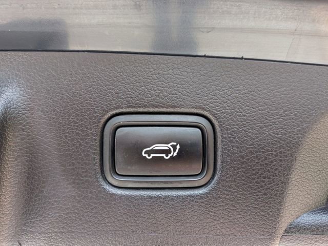Used 2023 Hyundai Palisade Limited FWD image 31