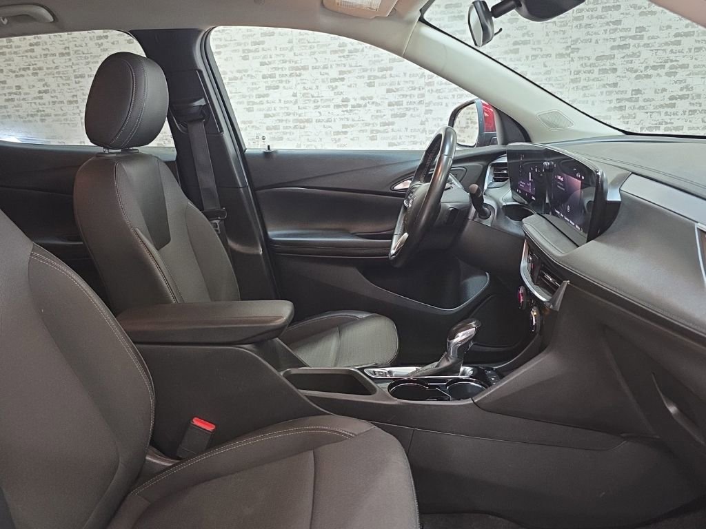 Used 2024 Buick Encore GX Preferred FWD image 4