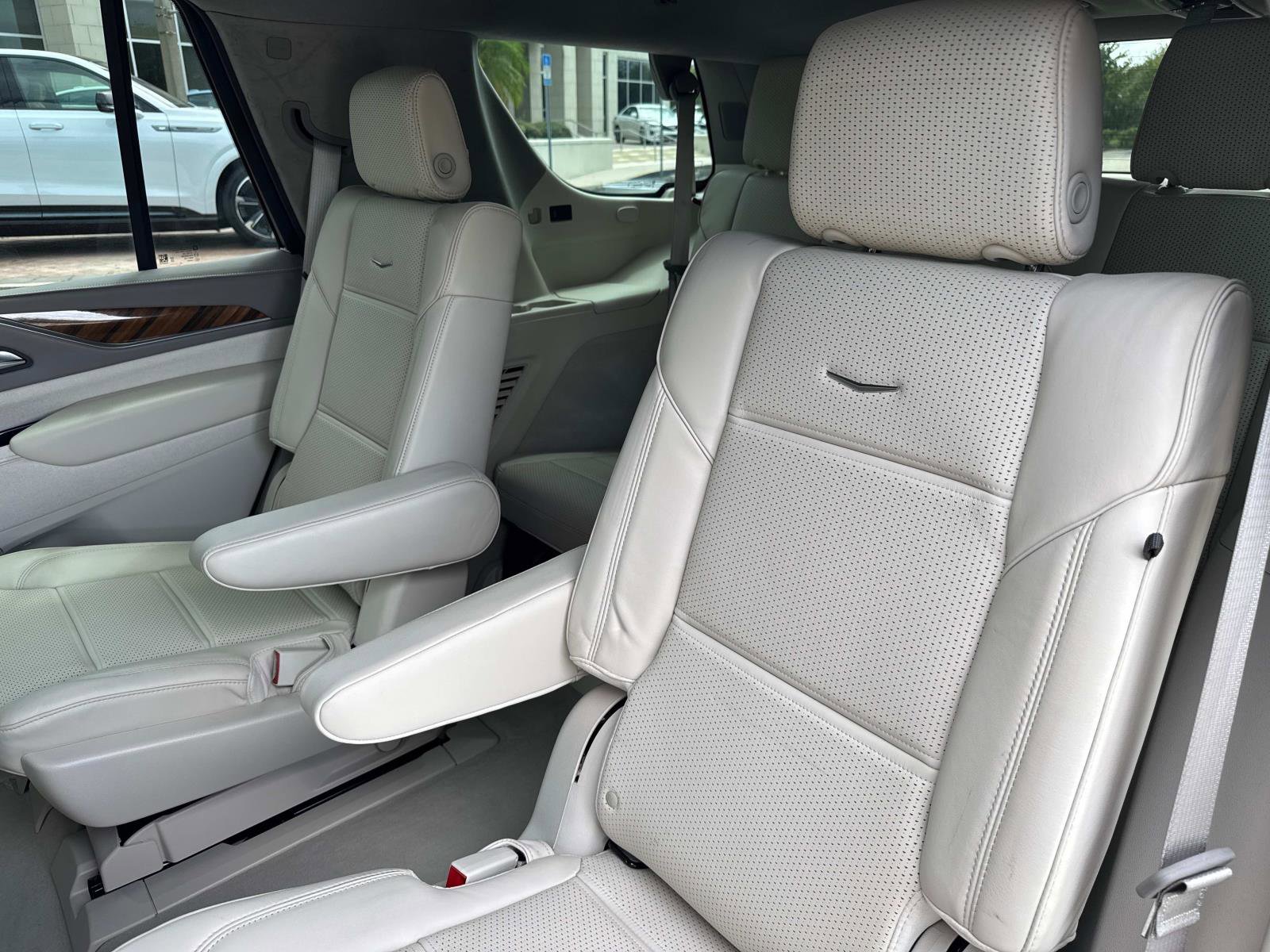 Certified 2024 Cadillac Escalade Sport Platinum image 14