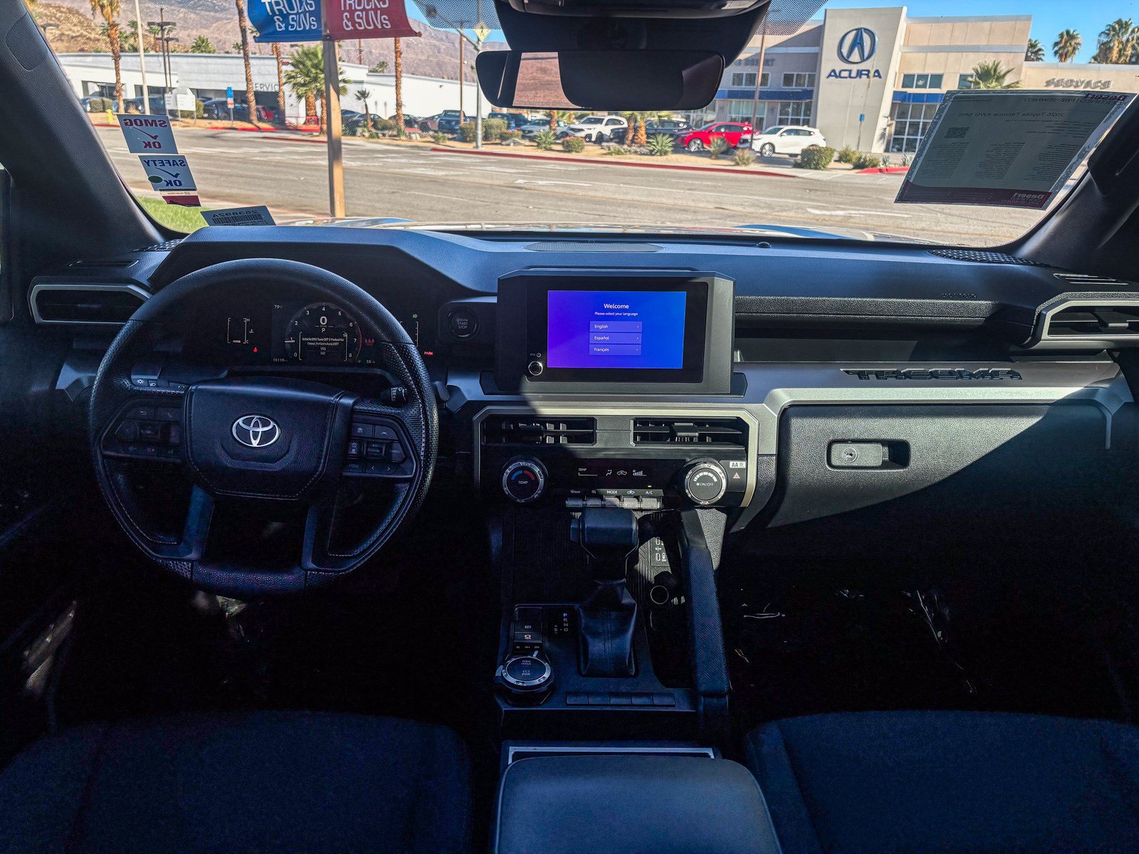 Used 2025 Toyota Tacoma SR5 AWD/4WD image 16