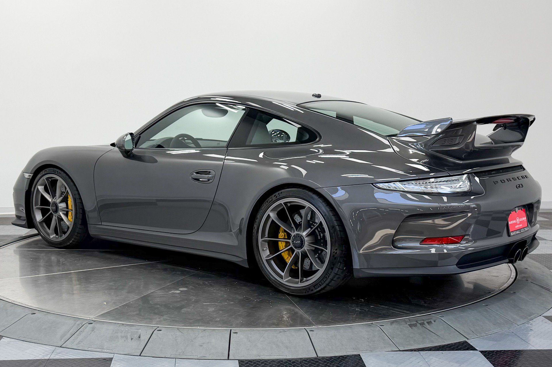 Used 2015 Porsche 911 GT3 RWD image 7