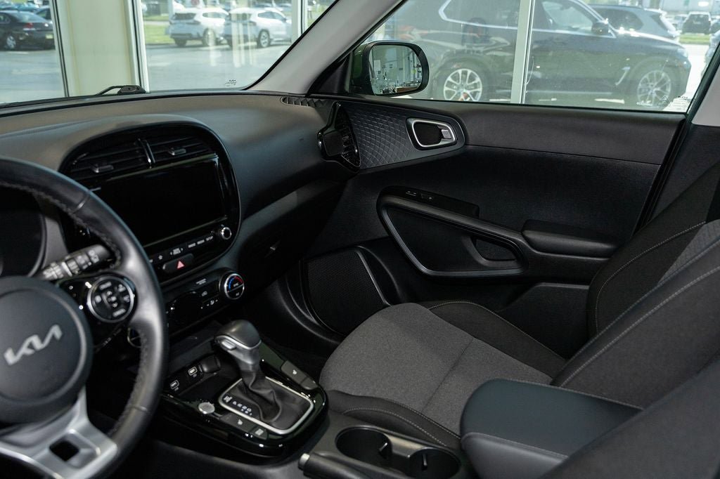 Used 2022 Kia Soul EX FWD image 22