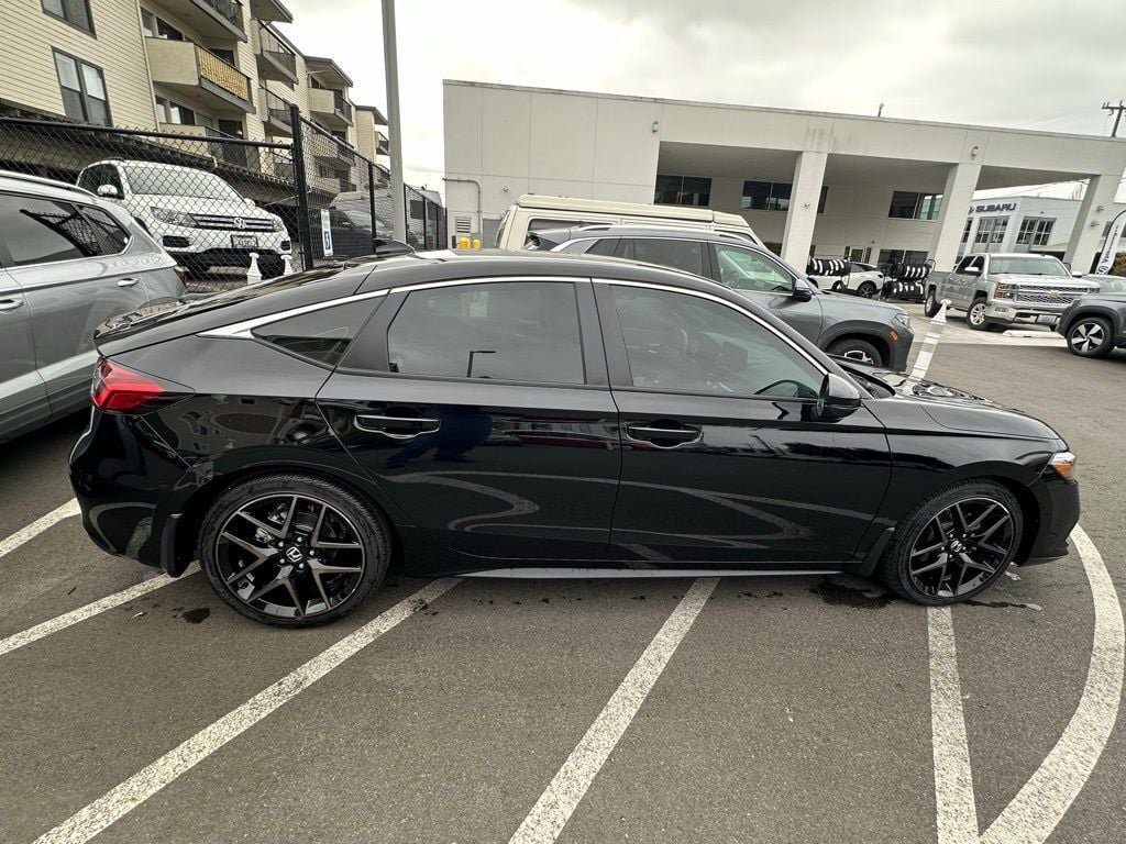 Used 2024 Honda Civic Sport Touring image 7