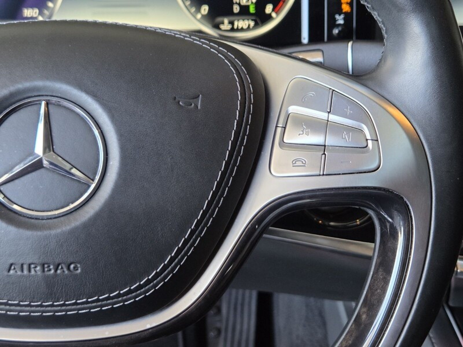 Used 2016 Mercedes-Benz Maybach S 600 image 31
