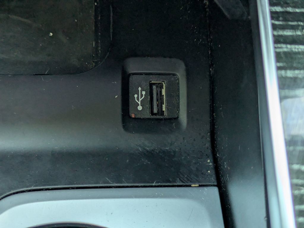 Used 2021 BMW X7 M50i w/ Dynamic Handling Package image 25