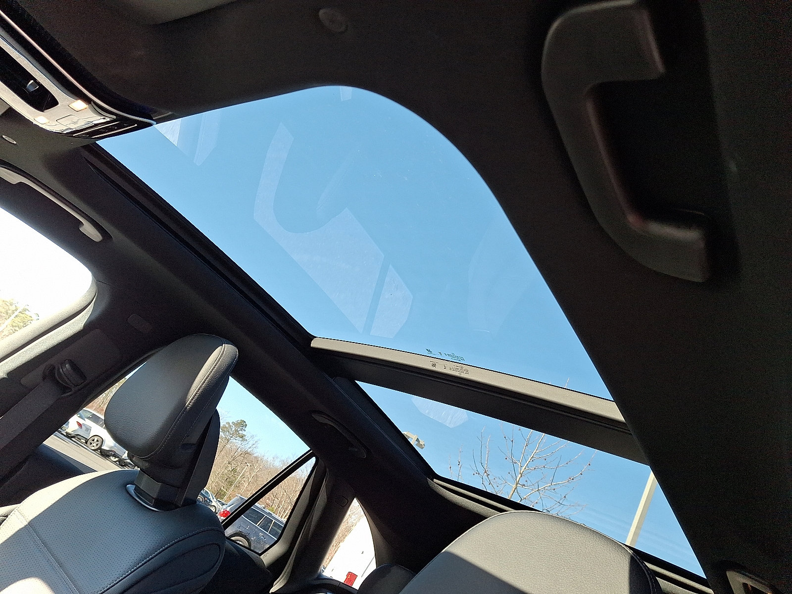 Certified 2026 Mercedes-Benz GLC 300 4MATIC image 14