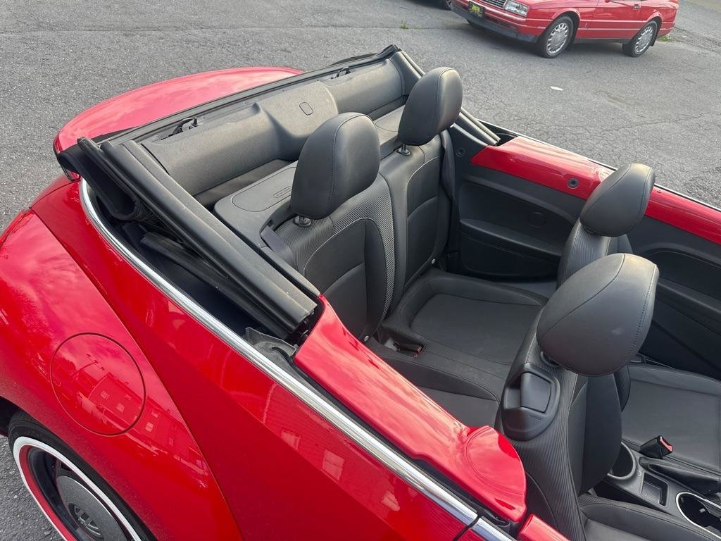 Used 2013 Volkswagen Beetle 2.5 FWD image 26