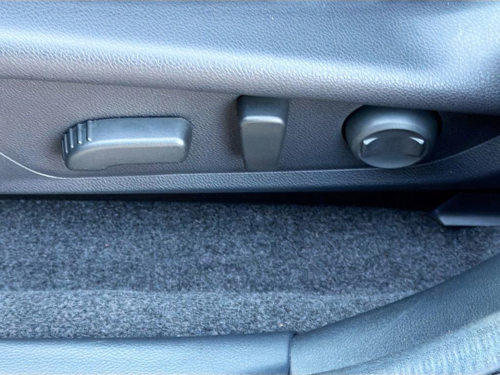 Used 2024 Subaru Crosstrek 2.5i Limited w/ Popular Package #4A image 23