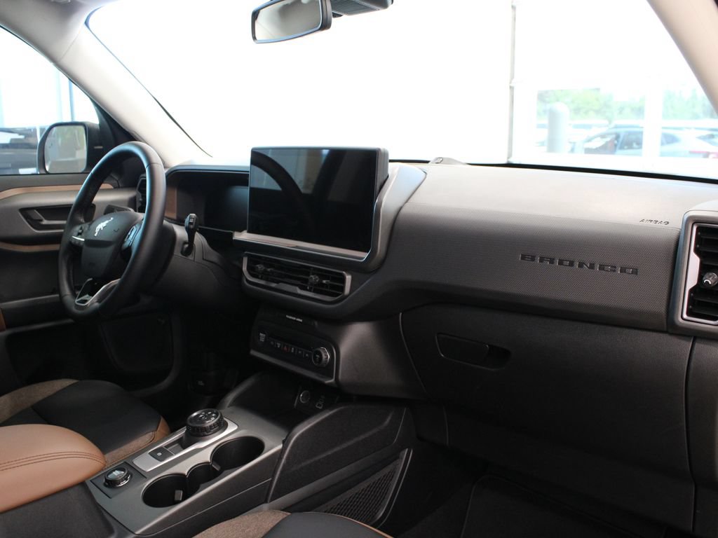 Used 2026 Ford Bronco Sport Outer Banks w/ Outer Banks Tech Package+ AWD/4WD image 19