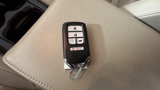 Used 2019 Honda CR-V Touring image 20