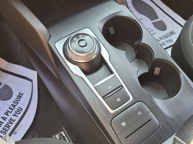 Used 2024 Ford Escape Active image 23