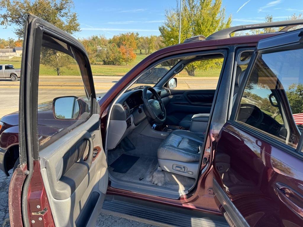 Used 1999 Toyota Land Cruiser AWD/4WD image 10