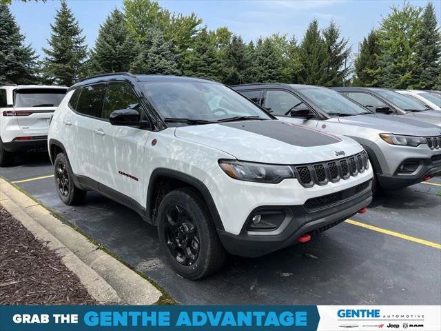 Used 2023 Jeep Compass Trailhawk w/ Trailer Tow Group image 1