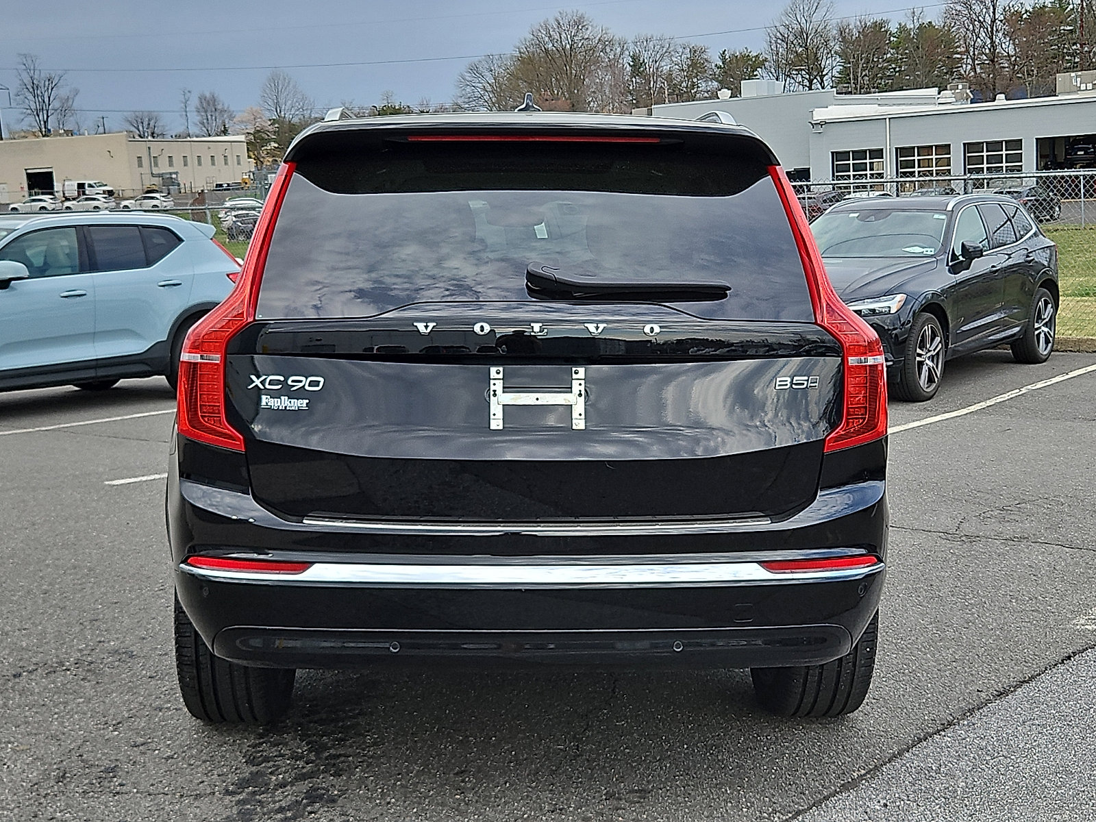 Certified 2023 Volvo XC90 B5 Plus w/ Protection Package Premier image 5