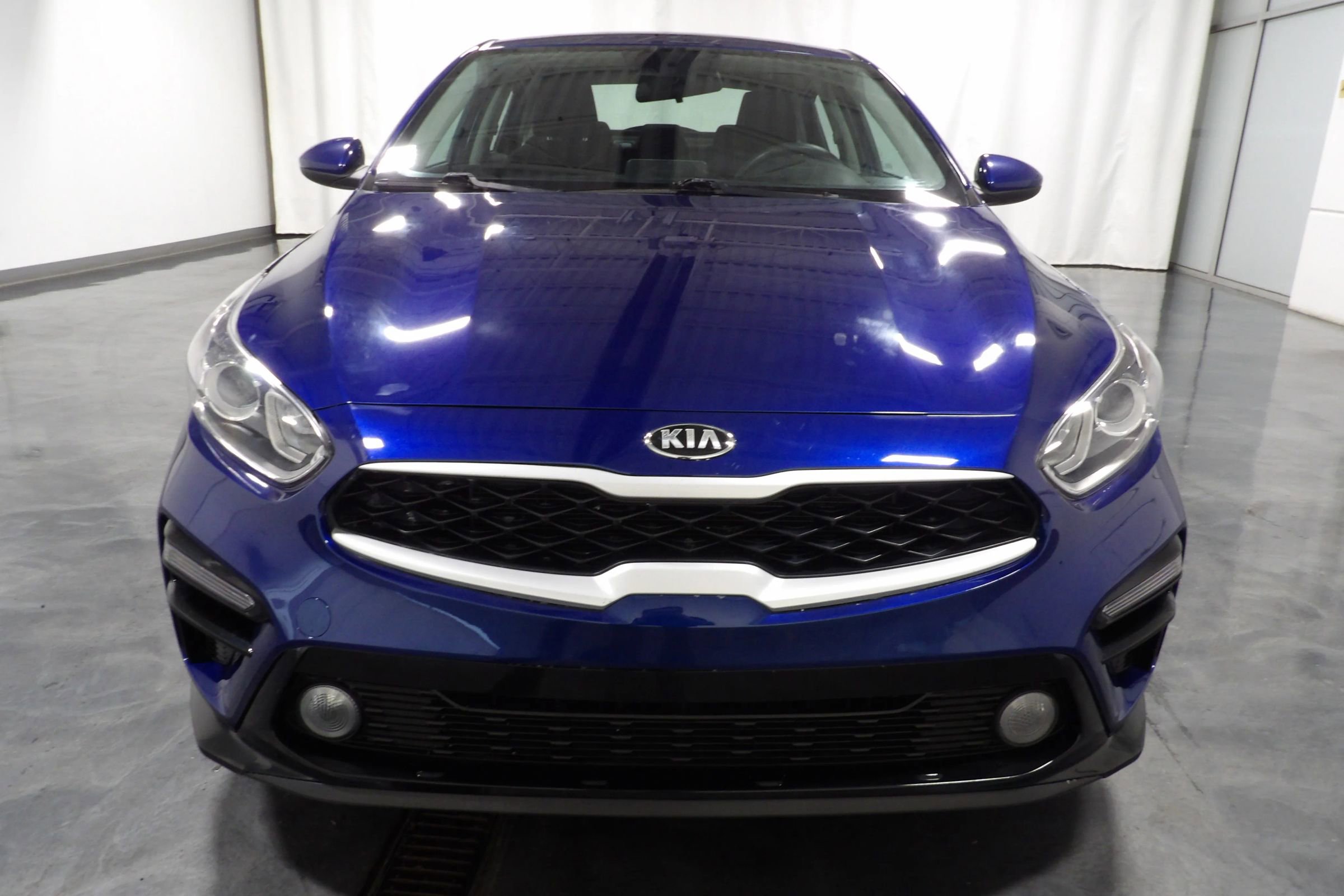 Used 2021 Kia Forte LXS image 2