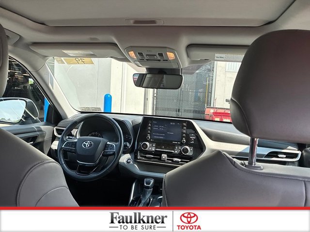Certified 2020 Toyota Highlander XLE AWD/4WD image 25