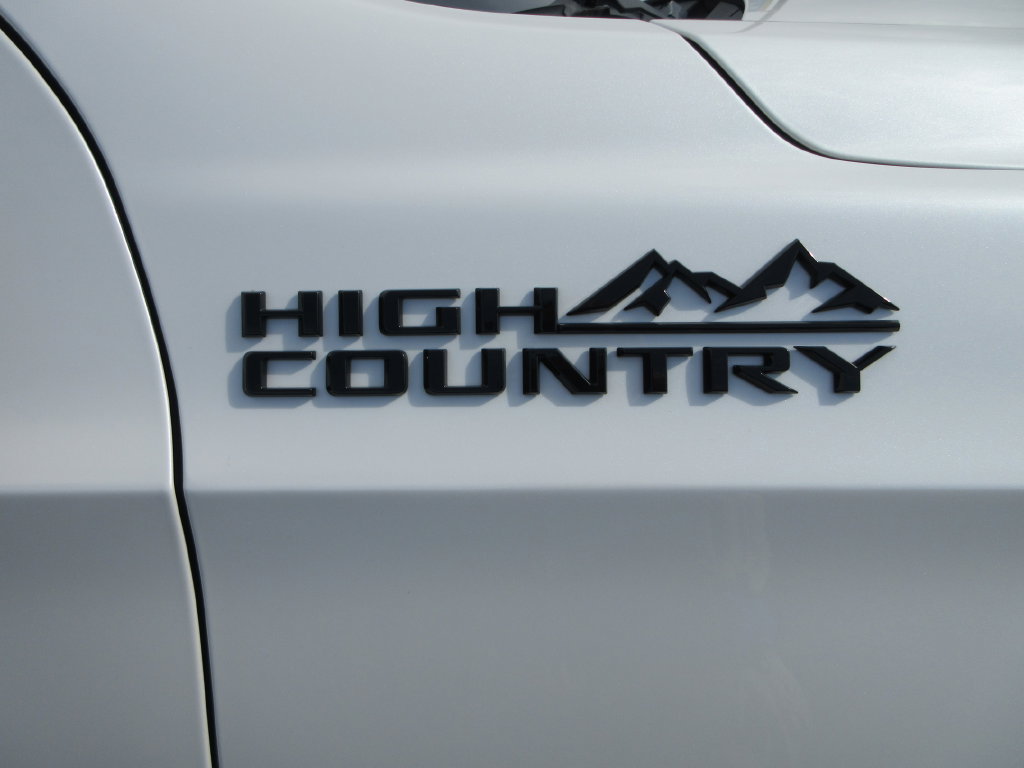 Certified 2022 Chevrolet Tahoe High Country w/ Max Trailering Package AWD/4WD image 9