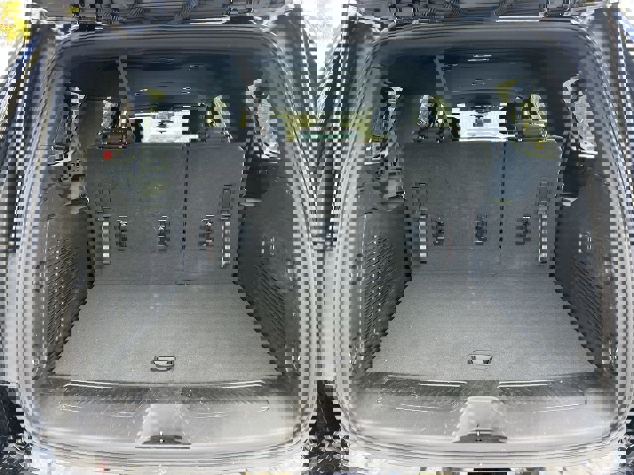 Used 2023 Chevrolet Suburban LS w/ Driver Alert Package image 34